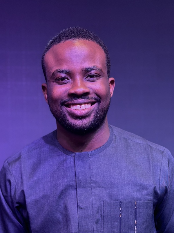  Ademola Aiyenuro