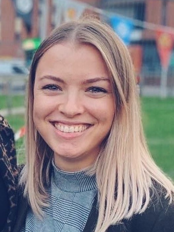  Elizabeth  Wiseman