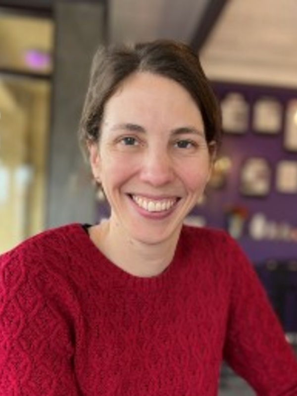 Dr Jeanne  Salje 