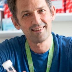 Dr Andrew  Sharkey